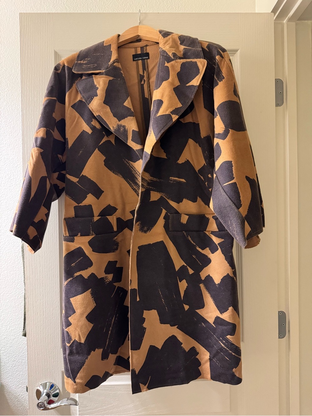 Kamishima Chinami brush print wool coat